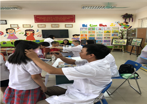 Tuyên truyền khám sức khỏe định kỳ cho học sinh năm học 2018 - 2019